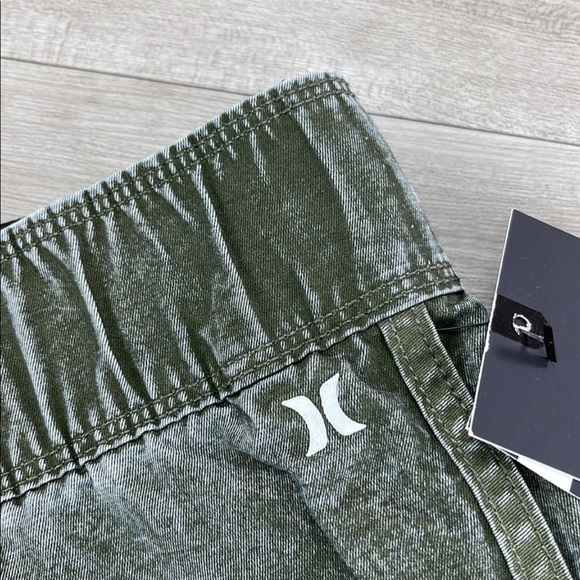 ☀️HURLEY☀️ TIGER FLORAL WASH BOARD SHORTS - Picture 5 of 9